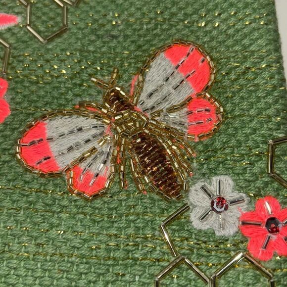 NWT America & Beyond Bee Olive Green bag/purse/wristlet - Picture 5 of 6